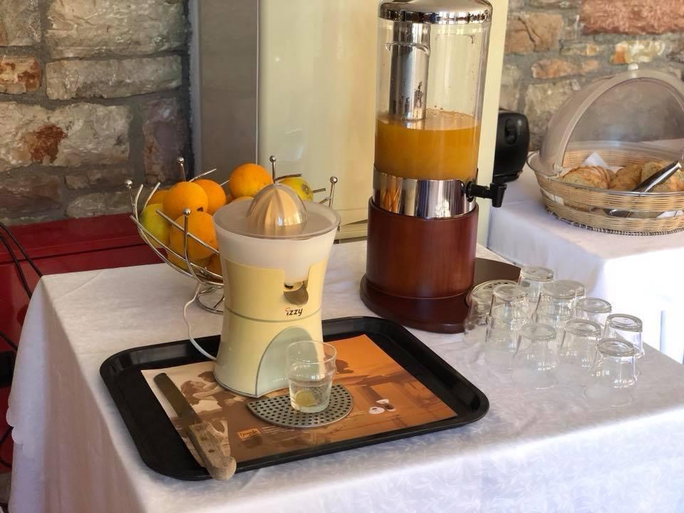 Livadi Petradi公寓式酒店 外观 照片